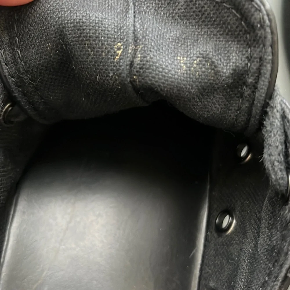 Leather Bedford - Picture 5 of 5